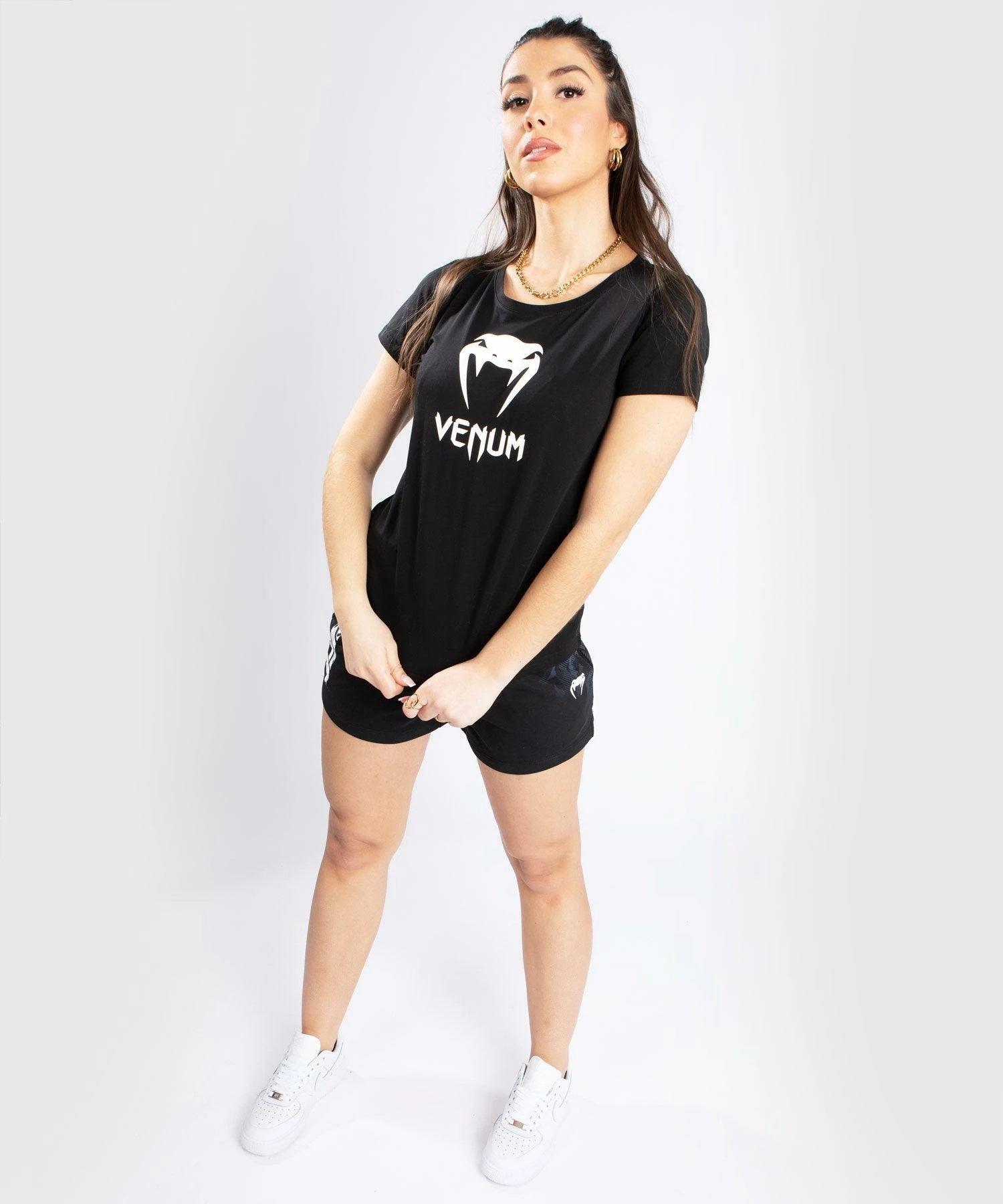 Venum Classic T-Shirt - For Women - Black 4 Venum Classic T-Shirt - For Women - Black - Image 2
