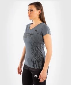 UFC Venum Authentic Fight Week Women's Short Sleeve T-shirt - Grey -Venum Shop 0 252F9 252F9 252F5 252F0995d5bcbc2016a37329782b3093e648f1b77868 VNMUFC 00041 010 02 25ed46a6 c985 48b0 8d73 c8d4ec2a4212