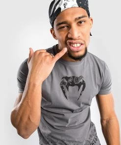 Venum Cali 34 Interference T-Shirt - Dark Grey -Venum Shop 0 252Fa 252F6 252F1 252F0a618fc0c6cd0df23547c5088f66799b2bb14dd3 TS CALI34 DARKGREY 07