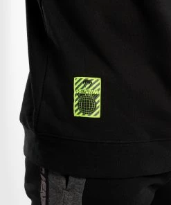 Venum Stripes Crewneck Sweatshirt - Black -Venum Shop 0 252Fb 252Fa 252F9 252F0ba921e27ce8020fd2f75c5c65a884d99a6e90d6 SWEAT STRIPPES BLACK 06