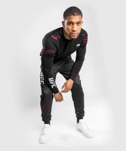 UFC Venum Authentic Fight Week Men's 2.0 Long Sleeve T-Shirt - Black/Red -Venum Shop 1 252F1 252F4 252F8 252F1148fe19fbbb9d1eed1f490ae03a0ccbd747592f VNMUFC 00111 001 22 178afdb0 8e63 4922 a0e3 8ea142837eff