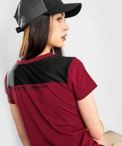 UFC Venum Performance Institute T-Shirt - For Women - Red -Venum Shop 1 252F4 252F6 252F0 252F1460cdad9c633f4bc55e32d8d34600db15e1ef99 VNMUFC 00096 003 03 b3c76516 1376 4416 b1ae 735ef920a9d8