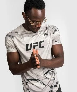 UFC Venum Authentic Fight Week 2.0 Men's Dry Tech T-shirt - Sand -Venum Shop 1 252Fa 252F5 252Fc 252F1a5c17a7430eaf12d263197702881caf9472d930 VNMUFC 00101 040 05 f17e5521 2183 4d3a b86f de644da67d60