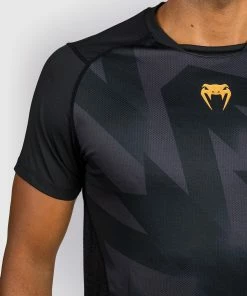 Venum Razor Dry Tech T-Shirt - Black/Gold -Venum Shop 2 252F8 252F7 252F0 252F2870643bf92da4fc8cfac4574744339f64da50aa y f9fb5abf d94a 49d7 bc14 1fba64a48bd8