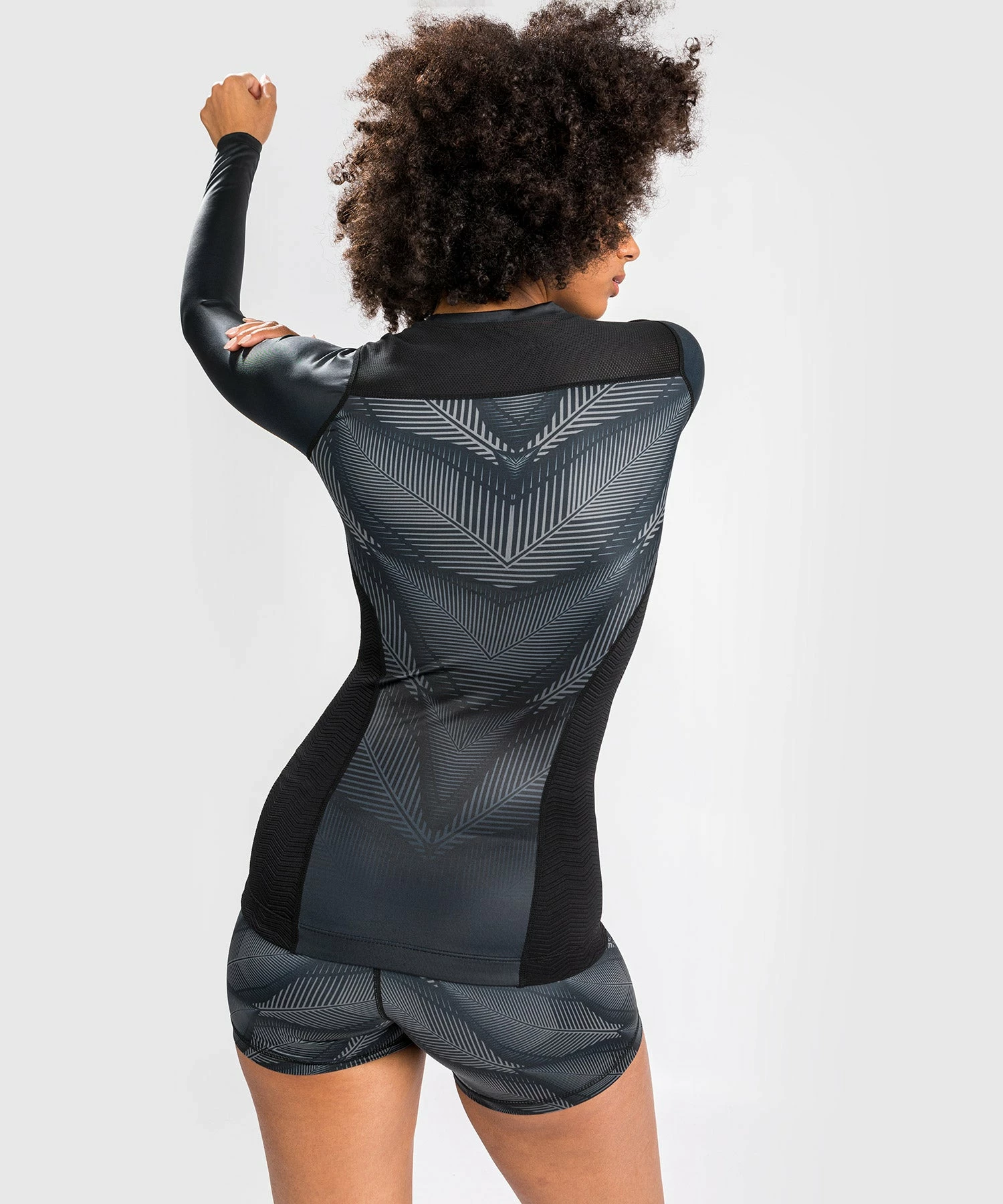 Venum Phantom Rashguard Long Sleeves - For Women - Black/Red 9 Venum Phantom Rashguard Long Sleeves - For Women - Black/Red - Image 7