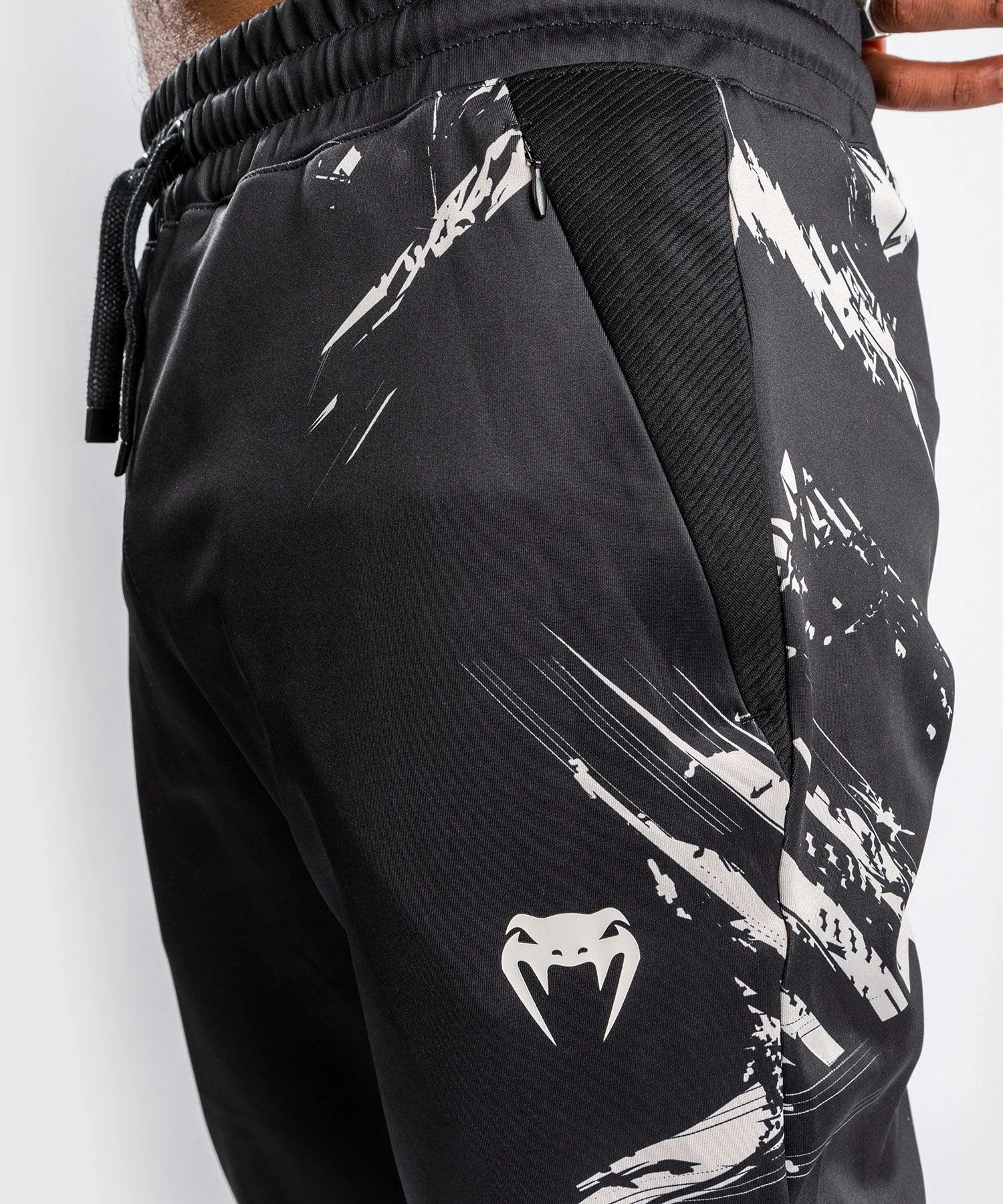 UFC Venum Authentic Fight Week 2.0 Sweatpants - Black/Sand 8 UFC Venum Authentic Fight Week 2.0 Sweatpants - Black/Sand - Image 6