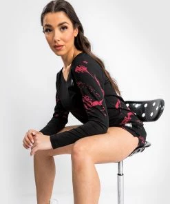 UFC Venum Authentic Fight Week Women's 2.0 Long Sleeve T-Shirt - Black/Red -Venum Shop 4 252F3 252Fe 252F0 252F43e031883ccaa285c04c914ced2208cb1c20edba VNMUFC 00127 001 12 8f7c67f0 ef6a 42f2 bd71 28c1bfd7bd6b