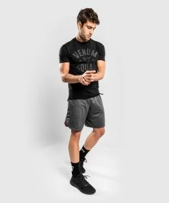 Venum Squad T-Shirt - Black/Black -Venum Shop 4 252F5 252F4 252F0 252F45406fb76f911c44e63dfd02cf01268f17ab8b9e TS SQUAD BLACK BLACK 04