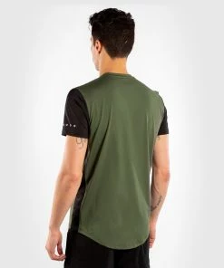 Venum Classic Evo Dry Tech T-shirt - Khaki/Silver -Venum Shop 4 252Fa 252F5 252F6 252F4a56d00359da6a55710bcfd57eb8b0d4191677f2 TS DRYTECH CLASSIC EVO KHAKI SILVER 03 3e30b9cc 5165 40e3 9cf4 2bc8d8cce7ba