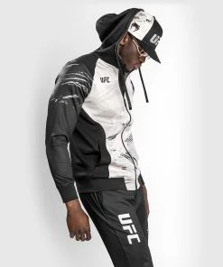 UFC Venum Authentic Fight Week Men's 2.0 Zipped Hoodie - Sand -Venum Shop 5 252F6 252F0 252Ff 252F560f95cac6428f92aaeca9a79852b2376a3b1d76 VNMUFC 00102 040 09 e812e952 b6df 4cb3 a3a0 cc33c7ac8e08