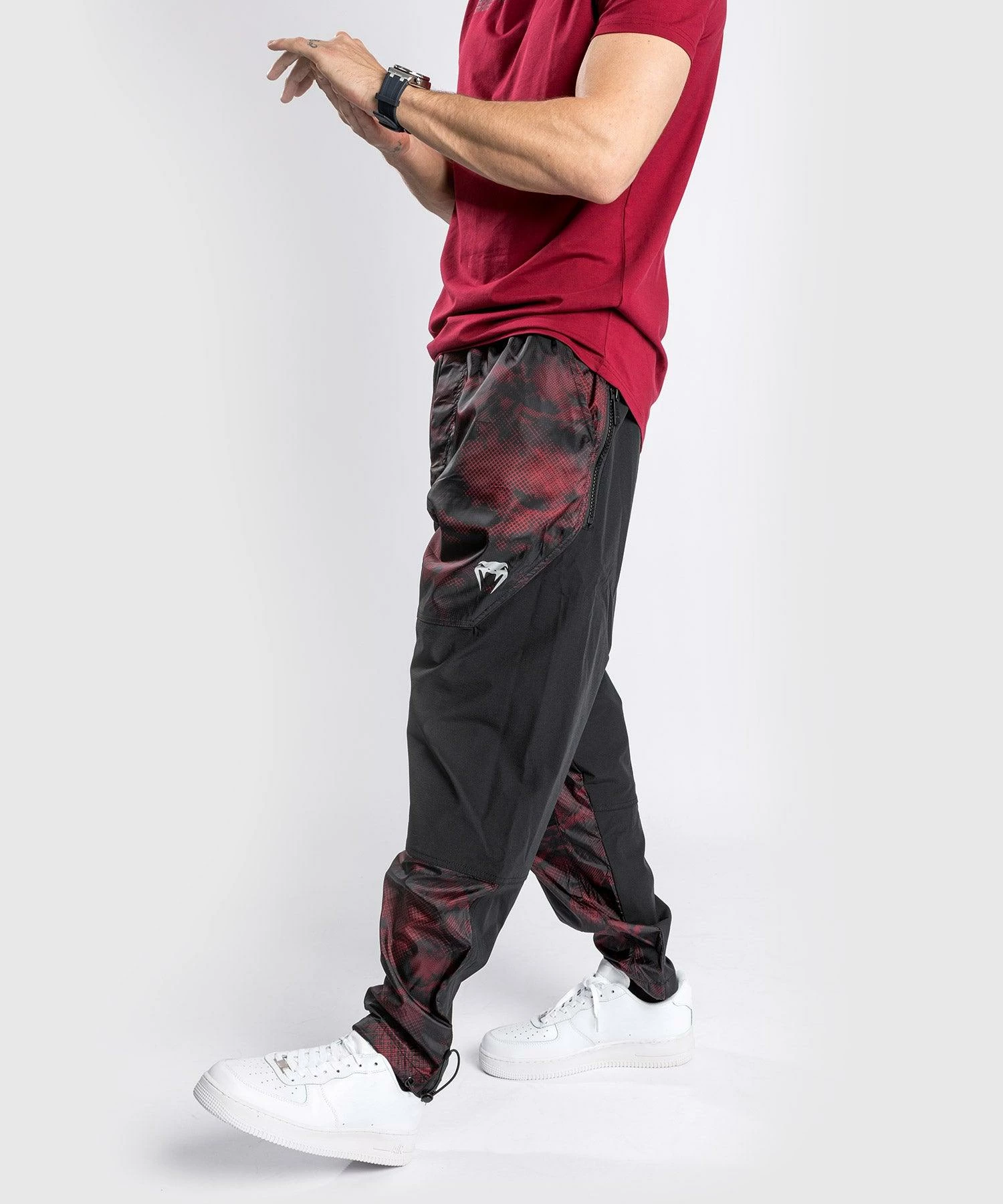 Venum Laser XT Jogger - Oversize - Black/Red - Image 3