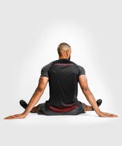 UFC Venum Performance Institute Dry Tech T-Shirt - Black/Red -Venum Shop 7 252F4 252F7 252F4 252F7474bc7cbc1657c1bfb65fb1d78caa37b1b89010 VNMUFC 00088 100 14 1