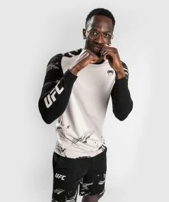 UFC Venum Authentic Fight Week Men's 2.0 Long Sleeve T-Shirt - Sand/Black -Venum Shop 7 252F8 252Fc 252F2 252F78c24805a82c6f92c7b6bbc0b6ae1151c7666519 VNMUFC 00111 040 04 53e7cd25 f0e5 4869 83e5 58a07fce2be0