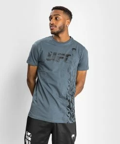 UFC Venum Authentic Fight Week Men's Short Sleeve T-shirt - Grey 10 UFC Venum Authentic Fight Week Men's Short Sleeve T-shirt - Grey -Venum Shop 7 252Fa 252F1 252F9 252F7a197da97b38e9e9e66cb244a04f7f5adf5daac0 T SHIRT MC COTON UFC FIGHTWEEK GRIS 02 fdf2e5fb 3e8a 4928 8566 8238cba37d6b