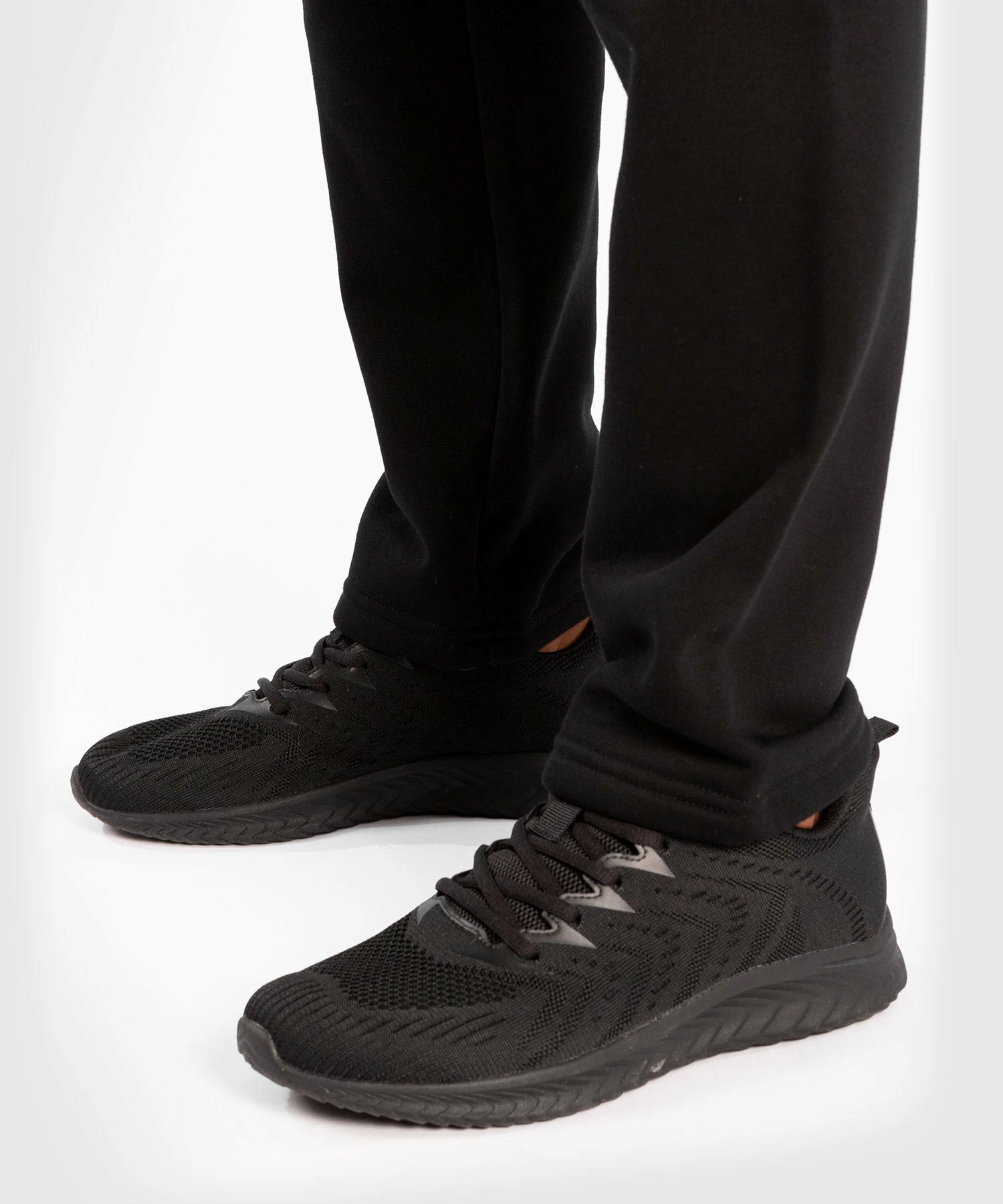 Venum Classic Joggers - Black 8 Venum Classic Joggers - Black - Image 6