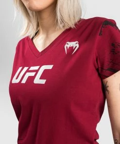 UFC Venum Authentic Fight Week Women's 2.0 Short Sleeve T-Shirt - Red -Venum Shop 8 252F5 252Fa 252Fc 252F85acaa374dad9c05f461d42cf49b7ecbc3bd42bb VNMUFC 00126 003 07 fef7c600 2184 41e1 bf75 be3a245f7328