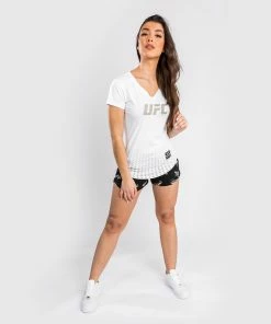UFC Venum Authentic Fight Week Women's 2.0 Short Sleeve T-Shirt - White -Venum Shop 8 252Fc 252F0 252F7 252F8c078e1647a63318c3db0aff9648af2b1eb15ff9 VNMUFC 00143 002 02 f79ec42b 8bfb 487b b726 4e03cd19b9f2
