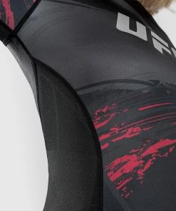 UFC Venum Authentic Fight Week Women's 2.0 Performance Long Sleeve Rashguard - Black/Red -Venum Shop 8 252Fe 252Fa 252Fe 252F8eaed2edbca47a076861254c42e255ef63704ec2 VNMUFC 00115 001 12 0d8c0f4e 38fb 494c 9a78 21eafcf2ca77