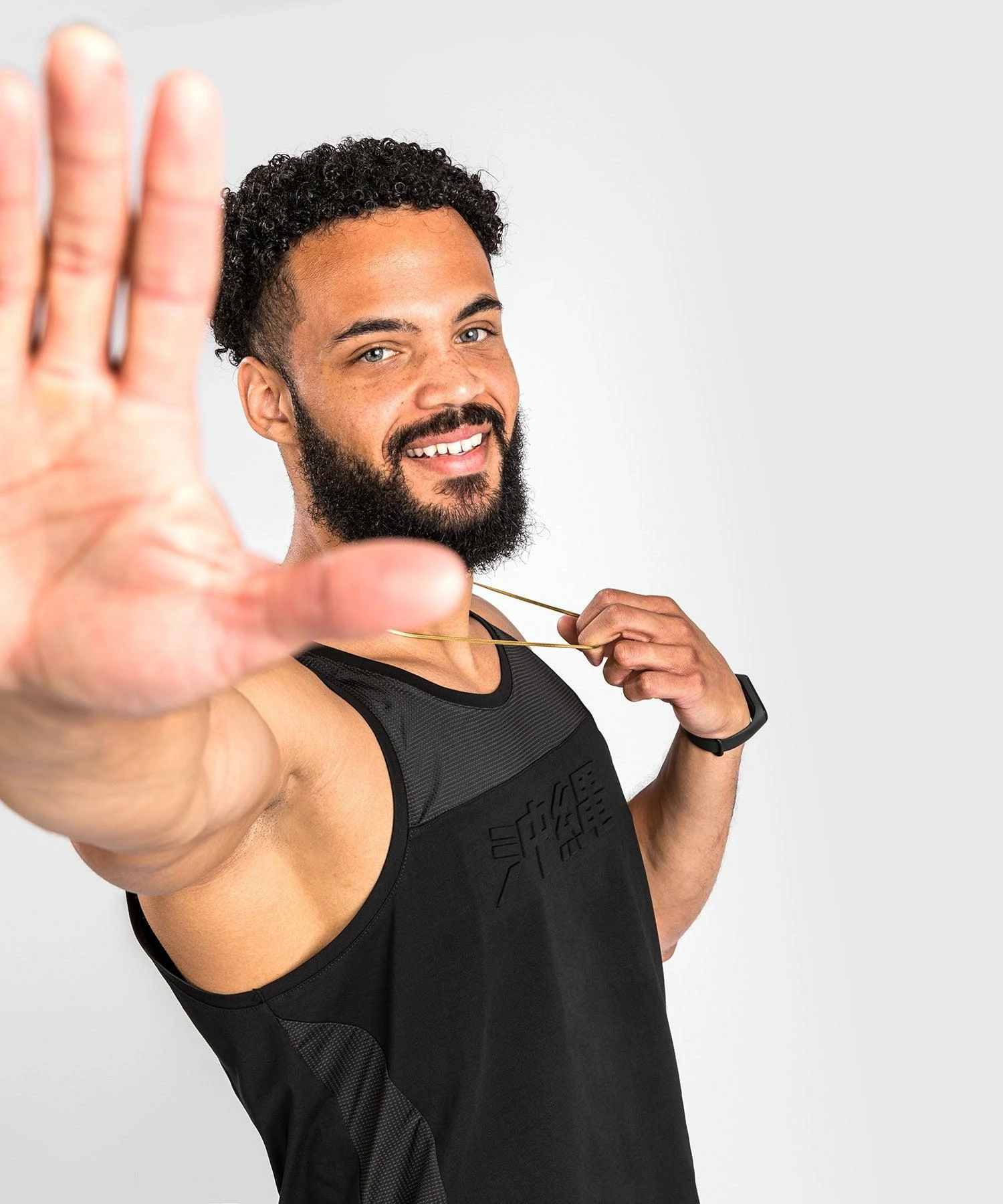 Venum Okinawa 3.0 Tank Top - Black/Red 6 Venum Okinawa 3.0 Tank Top - Black/Red - Image 4