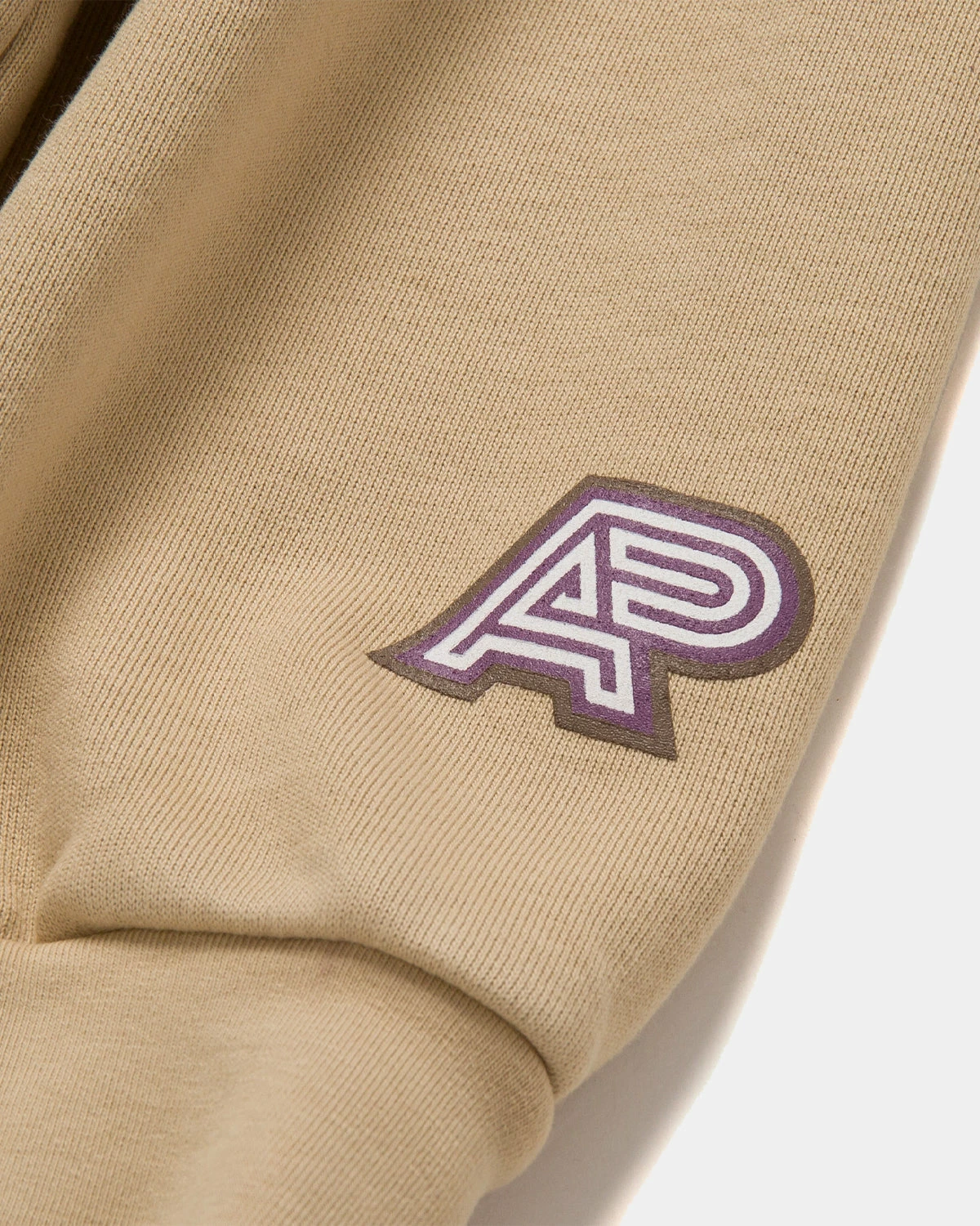 Atmos USA Albino & Preto X Atmos Crewneck Sweatshirt (Beige) 5 Atmos USA Albino & Preto X Atmos Crewneck Sweatshirt (Beige) - Image 3