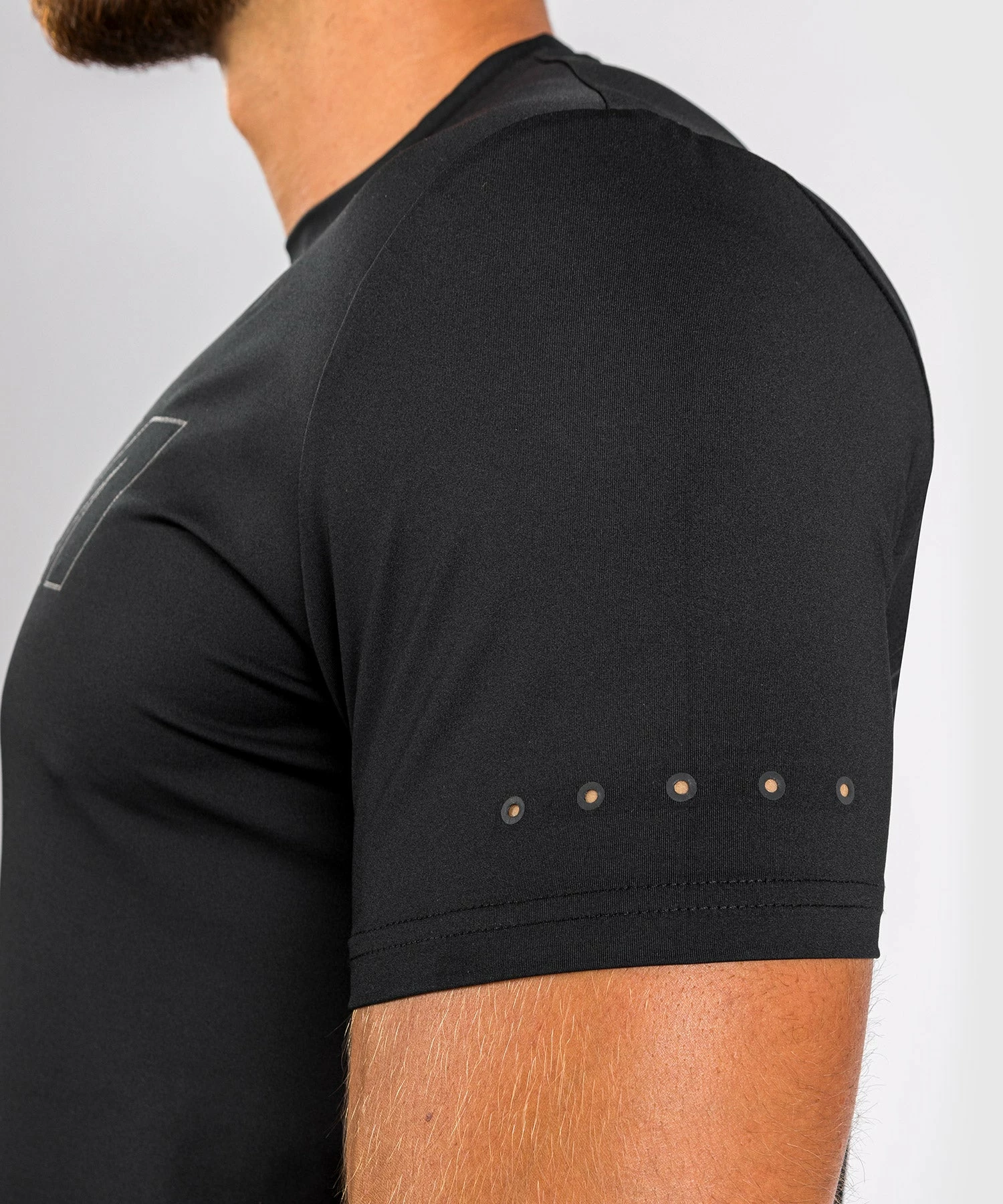 Venum Classic Evo Dry Tech T-Shirt - Black/Black Reflective 8 Venum Classic Evo Dry Tech T-Shirt - Black/Black Reflective - Image 6