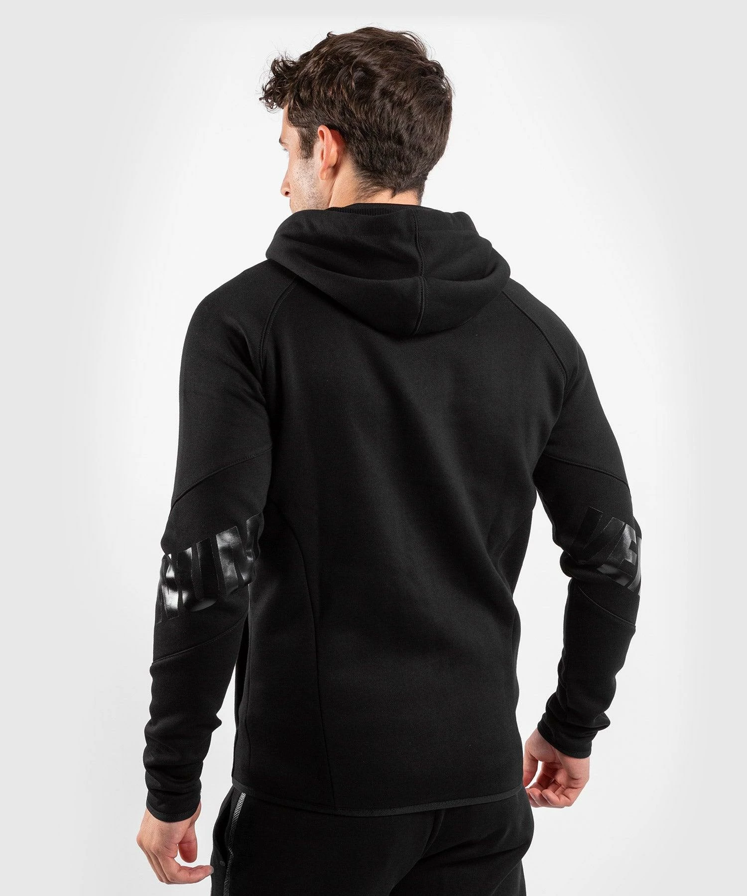 Venum Contender 3.0 Hoodie - Black/Black 6 Venum Contender 3.0 Hoodie - Black/Black - Image 4