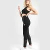 Venum Sparring Seamless 7/8 Leggings - For Women - Black 1 Venum Sparring Seamless 7/8 Leggings - For Women - Black -Venum Shop LEGGINGS 7 8 SPARRING BLACK 02