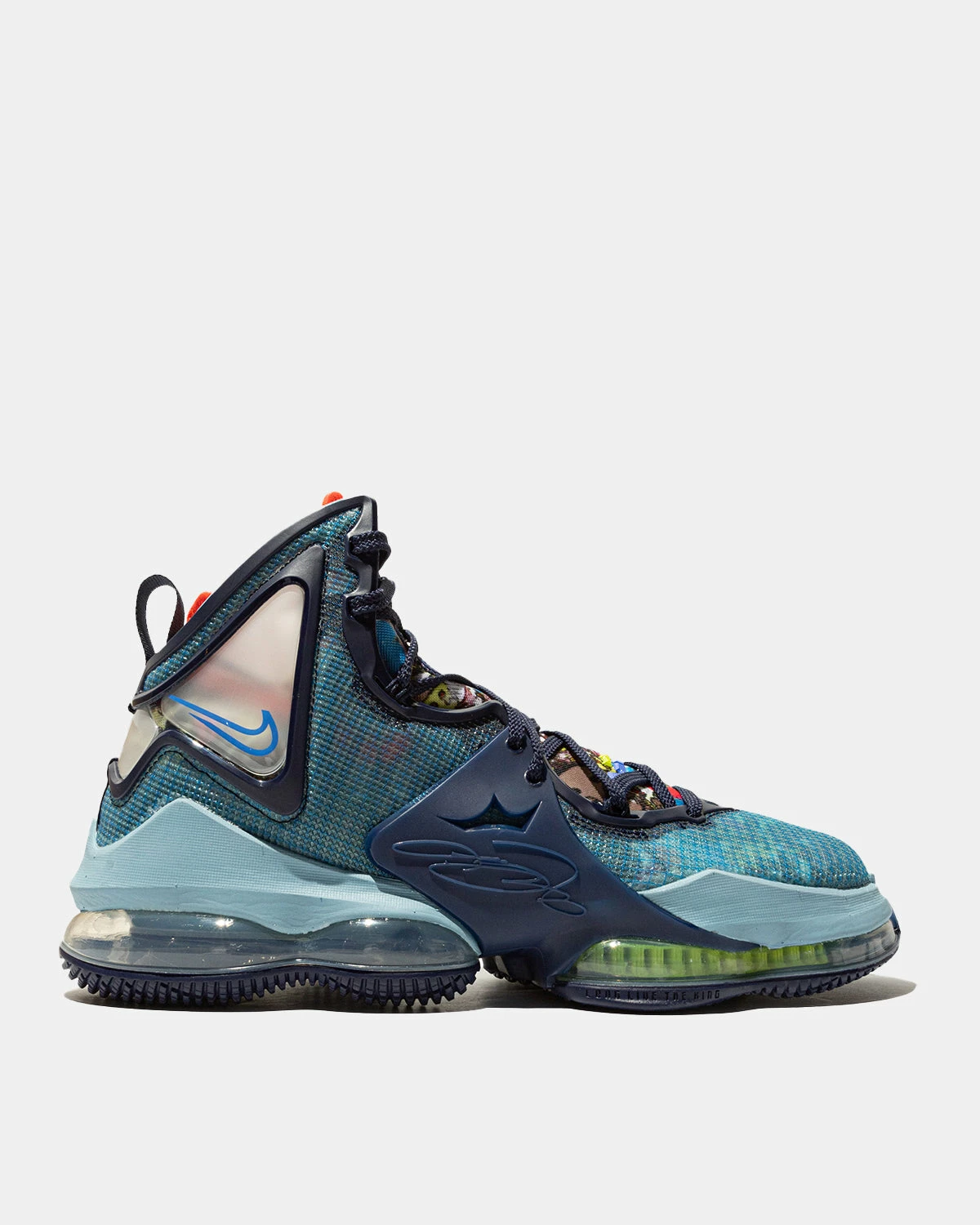 Nike Lebron 19 (Blackened Blue | Medium Blue) 3 Nike Lebron 19 (Blackened Blue | Medium Blue)