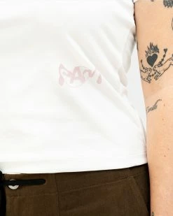 Perks & Mini Sadie Laska No Utopia Sisi Baby Tee (Amber Glow) -Venum Shop PerksMini Tee White 03