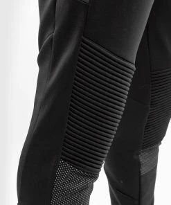 Venum Athletics Joggers - Black/Gold -Venum Shop a 252F9 252F3 252F2 252Fa932cb1bc56fa55e57b2bd2a6af360fdeb0739cf JOGGING ATHLETICS BLACK GOLD 07 d0f83665 83db 4da8 9701 86180d224d30