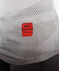 UFC Venum Authentic Fight Week 2 Women's Short Sleeve T-shirt - White 12 UFC Venum Authentic Fight Week 2 Women's Short Sleeve T-shirt - White -Venum Shop a 252Fb 252F6 252F8 252Fab68a96ec1e2c197787d691571d4480cf7baa825 VNMUFC 00076 002 06 d7551225 3447 400d aa03 2fa6ed665524