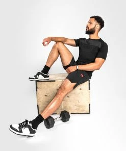 Venum Okinawa 3.0 T-Shirt - Black/Red -Venum Shop b 252F1 252F9 252F6 252Fb1963f8dc252298834062e7ad1ed318e8d19886b 5U0A9535