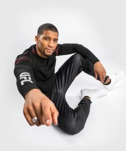 UFC Venum Authentic Fight Week Men's 2.0 Long Sleeve T-Shirt - Black/Red -Venum Shop b 252Fa 252F1 252Fe 252Fba1e38cb0b697d55c17401ef1832507b94ca4d33 VNMUFC 00111 001 25 f7bee2fb 68d0 473a 8ebc 593cdb8ee4df