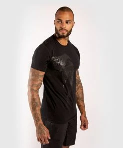 Venum Giant T-shirt - Matte/Black 11 Venum Giant T-shirt - Matte/Black -Venum Shop b 252Fd 252F3 252Ff 252Fbd3fa0552aae3af3e97726cde679ee883aed2bff TS ORIGINAL GIANT BLACK BLACK SD 02