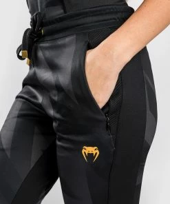 Venum Razor Joggers - For Women - Black/Gold -Venum Shop c 252F2 252F0 252F1 252Fc201a65b23ee2759b82e9175e0e2d0e3b121c829 6