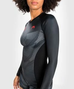 Venum Phantom Rashguard Long Sleeves - For Women - Black/Red 16 Venum Phantom Rashguard Long Sleeves - For Women - Black/Red -Venum Shop c 252F7 252F3 252Fa 252Fc73a13a4981b3443e920c5ac787f5564a403e941 RASH LS PHANTOM BALCK RED 10 fb816464 52e7 47bc bd03 d4716aaa8712