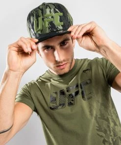 UFC Venum Authentic Fight Week Men's Short Sleeve T-shirt - Khaki 11 UFC Venum Authentic Fight Week Men's Short Sleeve T-shirt - Khaki -Venum Shop c 252Ff 252F1 252Fe 252Fcf1e2b355e8a58fc86c2553dccdef69763025c3f VNMUFC 00052 015 02