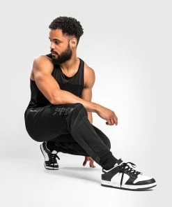 Venum Okinawa 3.0 Joggers - Black/Red -Venum Shop d 252F4 252F5 252F7 252Fd457c4e902468fe374981b33a5371f4051f74774 5U0A9488