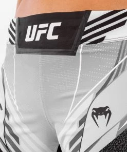 UFC Venum Authentic Fight Night Women's Shorts - Long Fit - White -Venum Shop d 252Fe 252F9 252F2 252Fde92a127637c0215dc183c8cefe9eca13b4f87b7 VNMUFC 00019 002 05