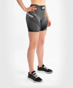 UFC Venum Authentic Fight Night Women's Vale Tudo Shorts - Long Fit - Black -Venum Shop e 252F4 252Fd 252F3 252Fe4d304a40f10eed5b5847114de32d9a14ccc17a0 VNMUFC 00017 001 02 acd7b685 95f6 497c 8c71 eaafc7e5ac70