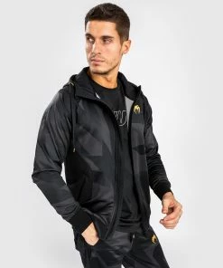 Venum Razor Hoodie - Black/Gold -Venum Shop e 252F6 252F5 252Fd 252Fe65dc84243d78d7c2ff1f12e5285d084ca114b41 5 c230d707 6eb6 4b35 989f 01e0c106925e