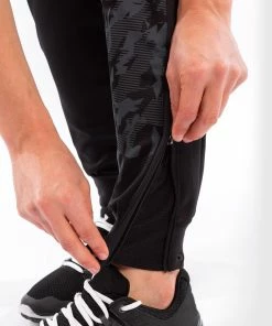 UFC Venum Authentic Fight Week Women's Pants - Black -Venum Shop e 252F6 252Fe 252F3 252Fe6e31f4ba34fb298eb7ab888f372401f7b97dbd3 VNMUFC 00028 001 08 065fe0ad bde2 42f0 be01 d66da9d3cb8d