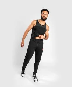 Venum Okinawa 3.0 Joggers - Black/Red -Venum Shop e 252F8 252F8 252Fb 252Fe88b8af40004f0a052860175229e2b82b75af3dd 5U0A9511