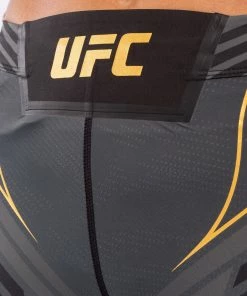UFC Venum Authentic Fight Night Women's Vale Tudo Shorts - Short Fit - Champion -Venum Shop f 252F1 252F2 252F3 252Ff1230447466bbfa8b2ea666d9f237f6fdd838405 VNMUFC 00016 126 07