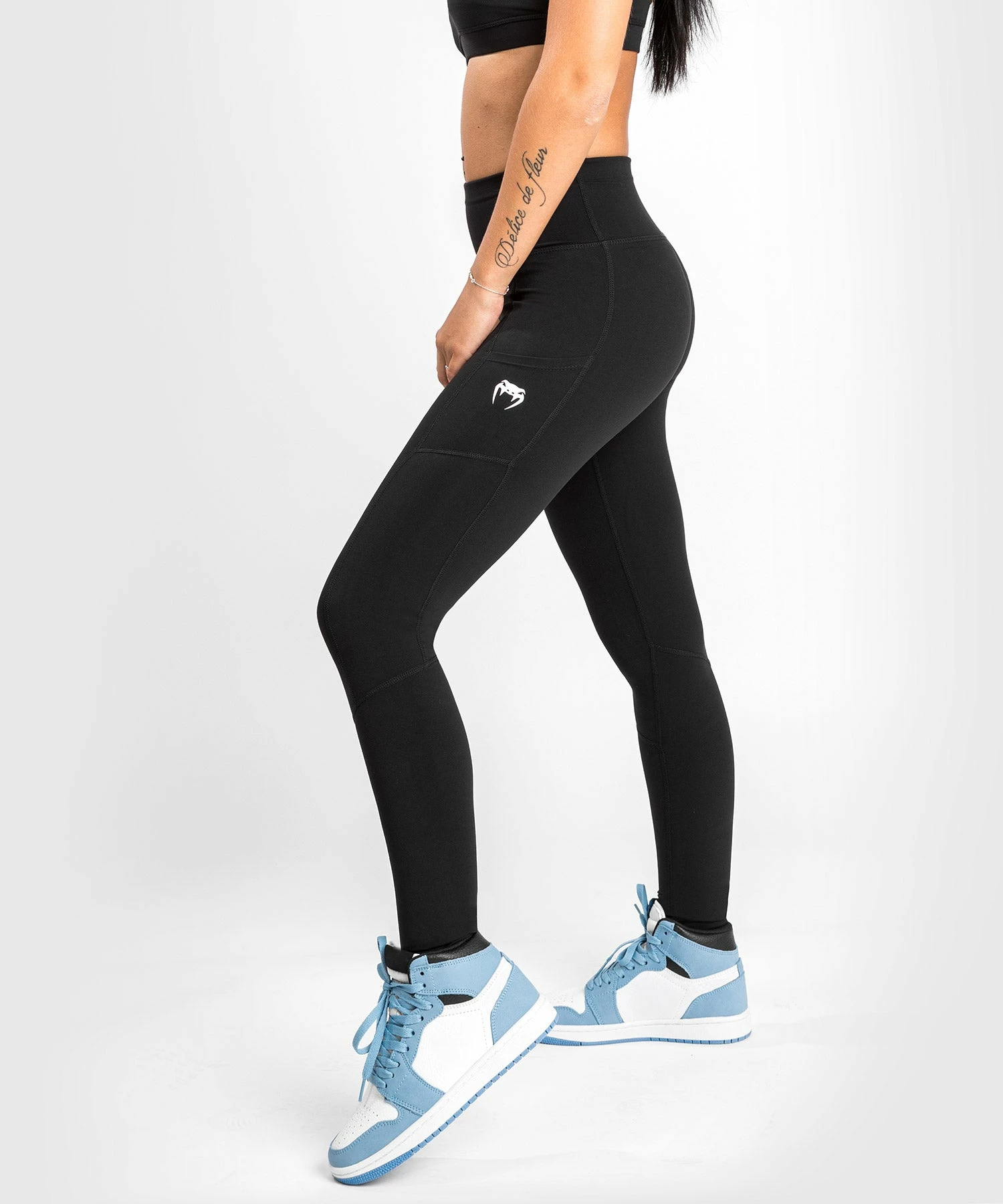Venum Essential Performance Leggings - Black 4 Venum Essential Performance Leggings - Black - Image 2