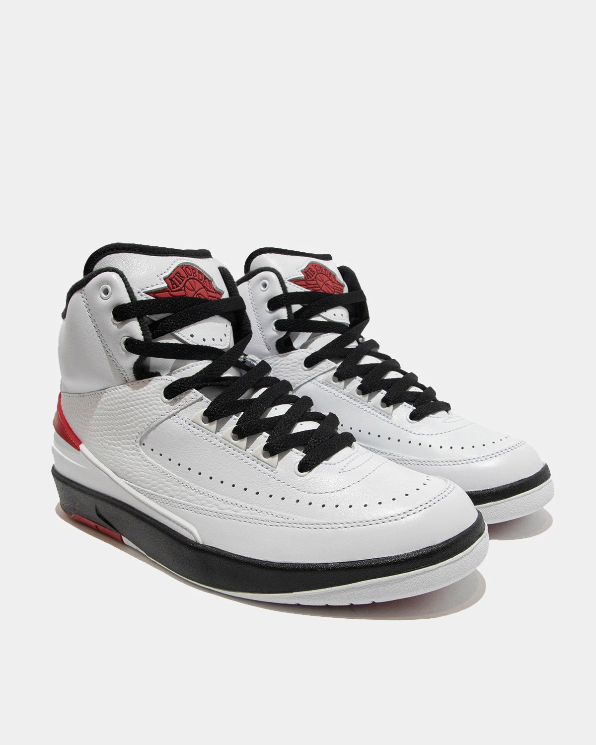 W Air Jordan 2 Retro (White | Varsity Red | Black) 4 W Air Jordan 2 Retro (White | Varsity Red | Black) - Image 2