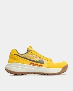 Nike ACG Lowcate (Solar Flare | Cargo Khaki)