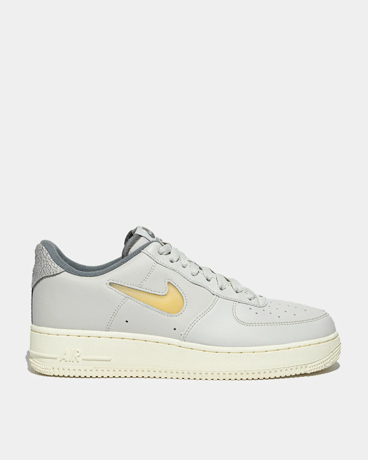 Nike AF1 '07 Lx (Light Bone | Pale Vanilla) 3 Nike AF1 '07 Lx (Light Bone | Pale Vanilla)